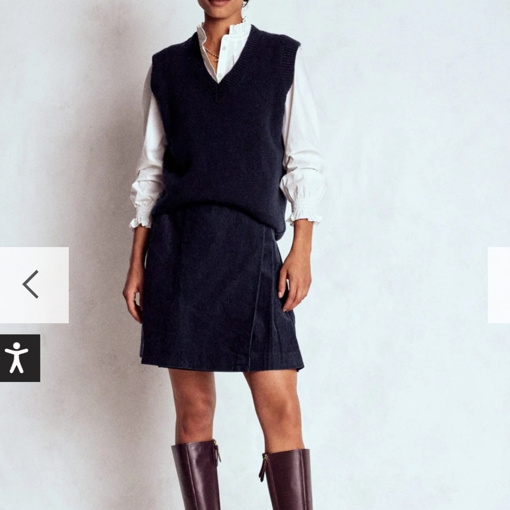 Helen Cord Kilt Skirt in Navy